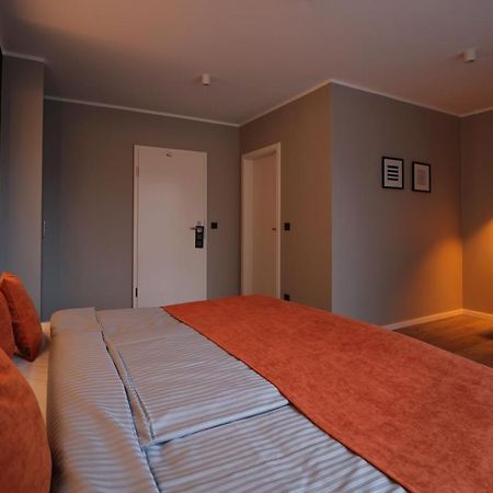 JustStay Hotel Ratingen Buitenkant foto