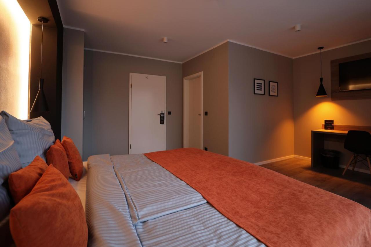 JustStay Hotel Ratingen Buitenkant foto