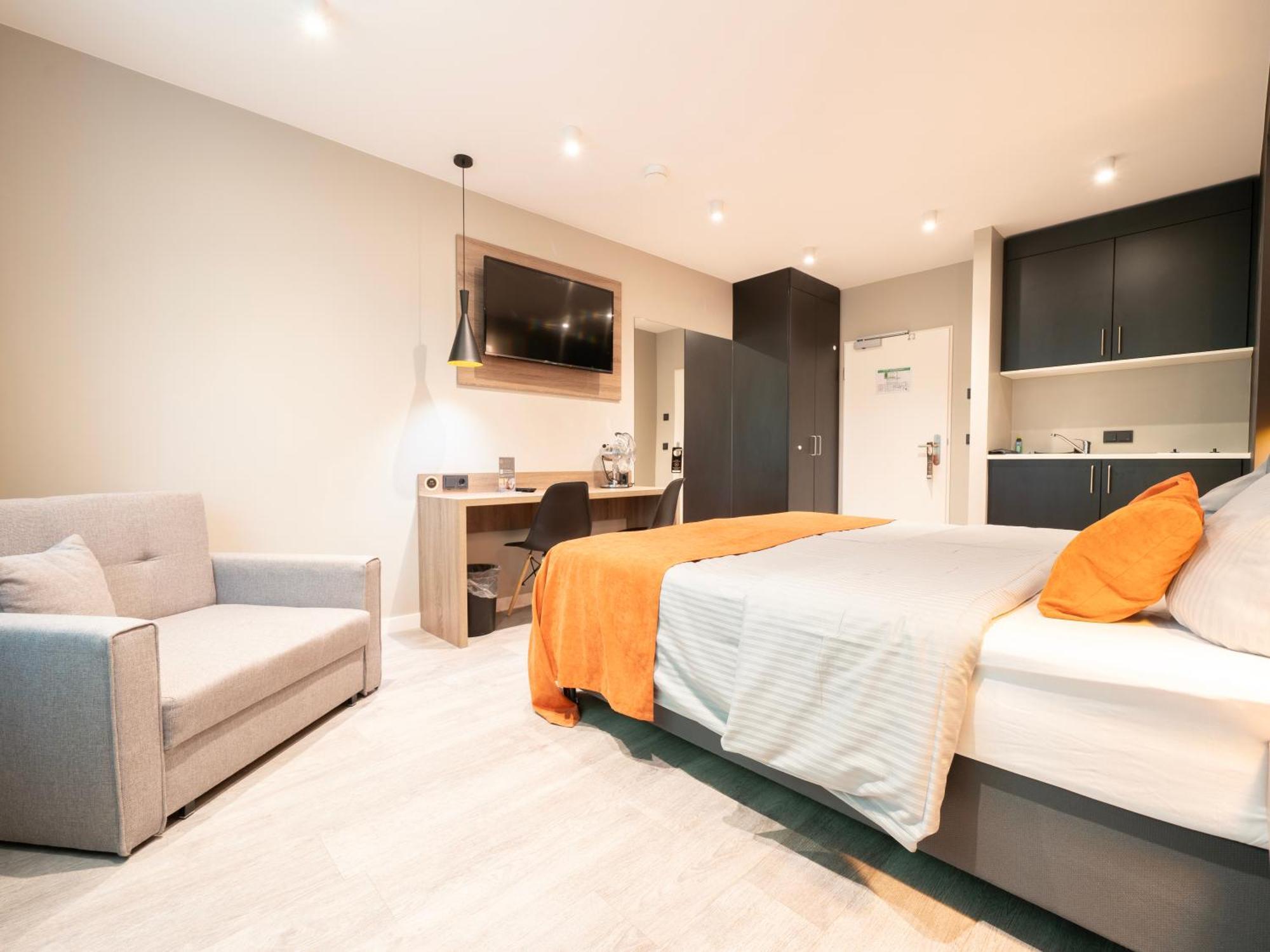 JustStay Hotel Ratingen Buitenkant foto